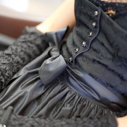 Dirndl aus Seide